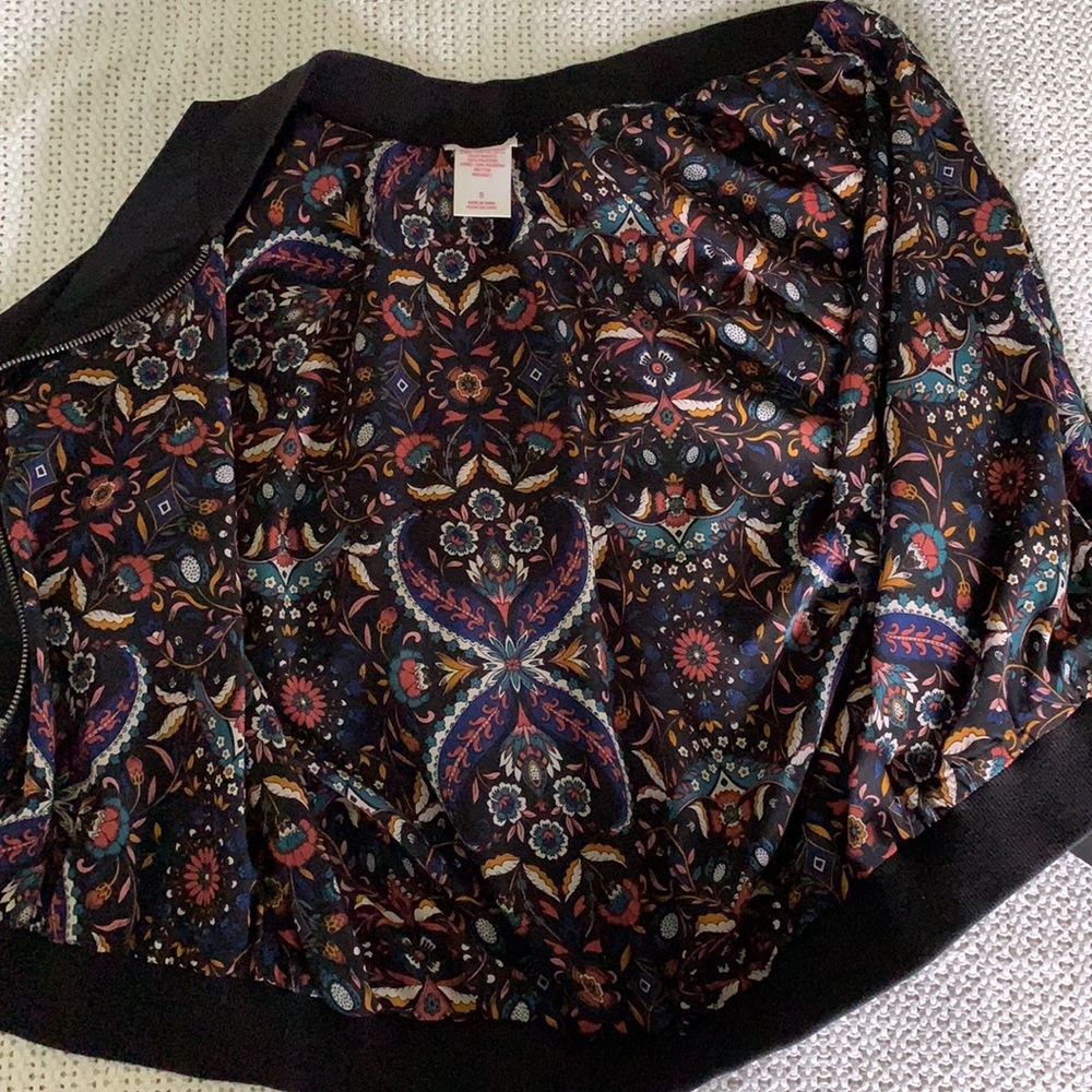 bomber jacket - Picture 4 of 4